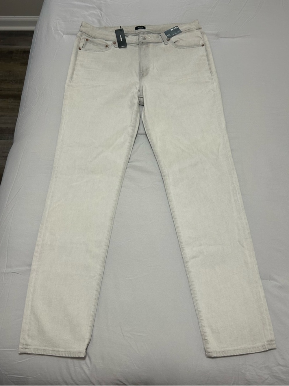 NWT Men’s Express Slim Fit Jeans